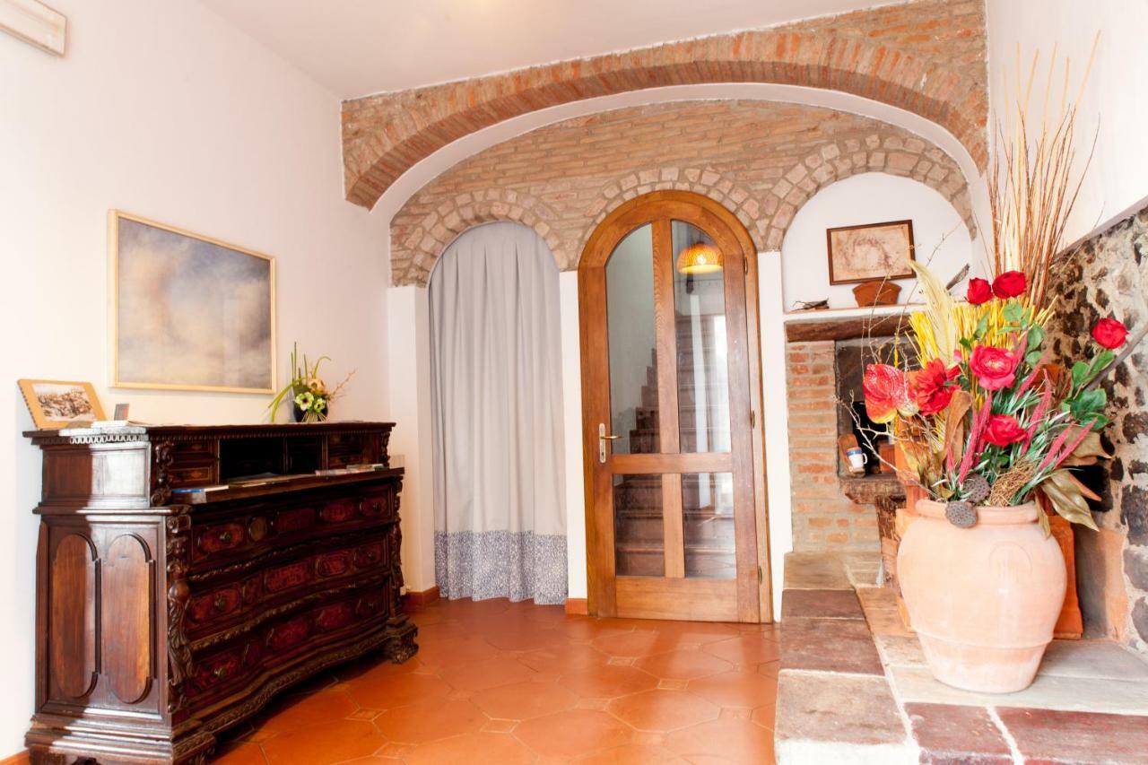 Agriturismo Podere Rondinaio Lamporecchio Exterior foto